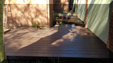 MOSO Bamboo decking 7.jpg (237577 bytes)
